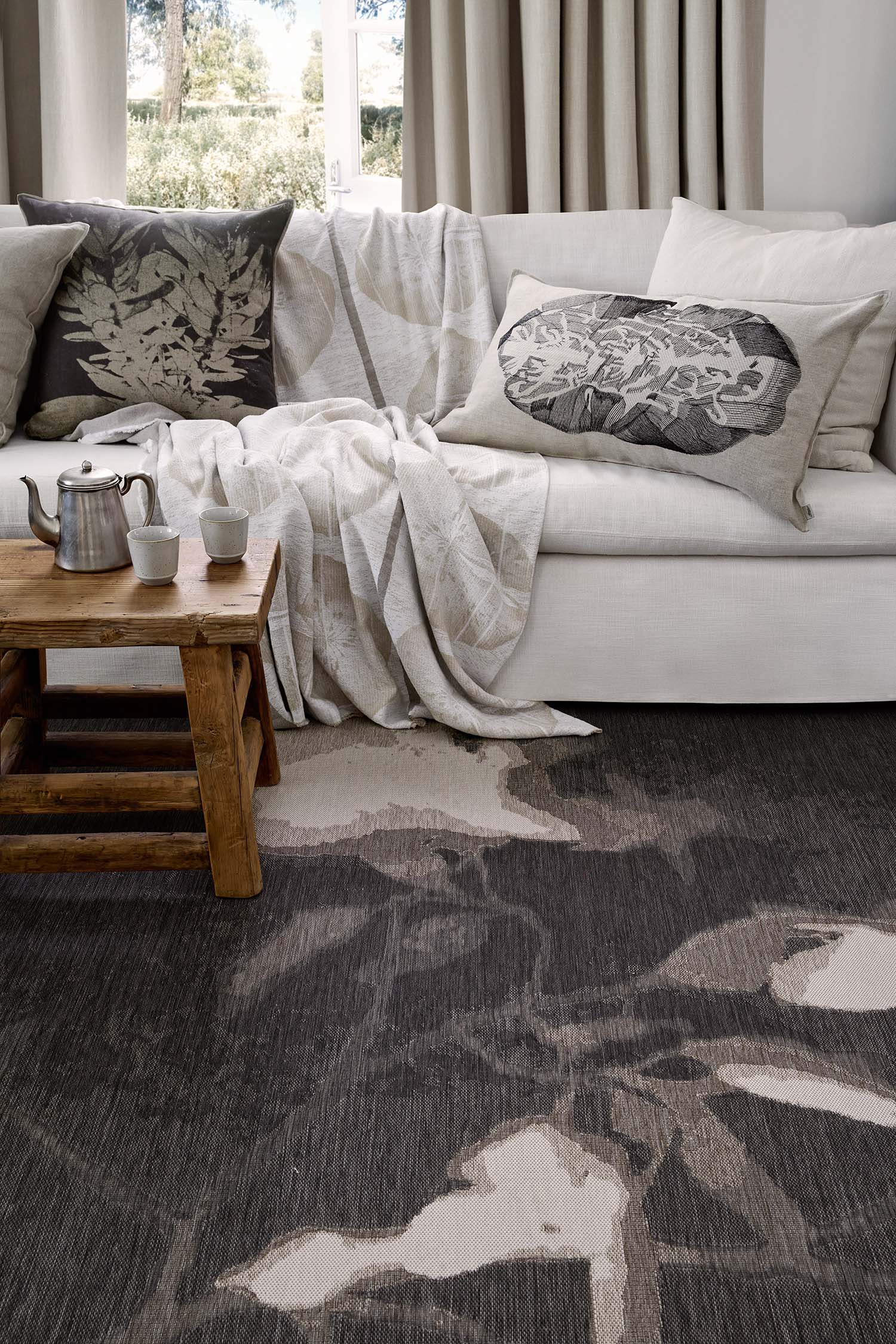 Stone Okavango Throw