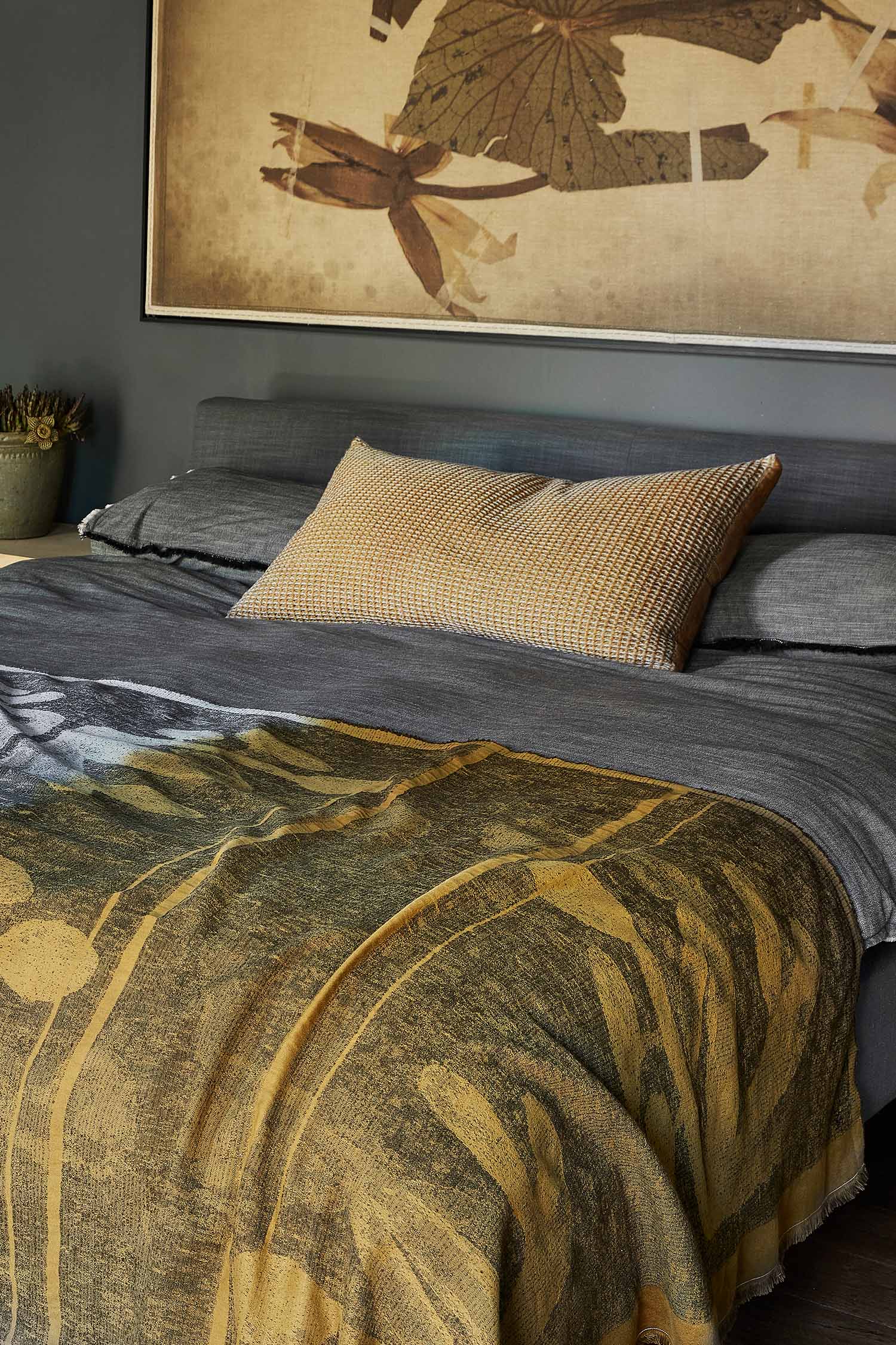 Charcoal Watercolour Jacquard Throw