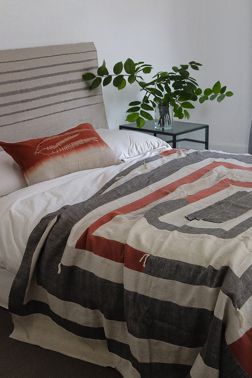 Versamel Quilt 1 of 4